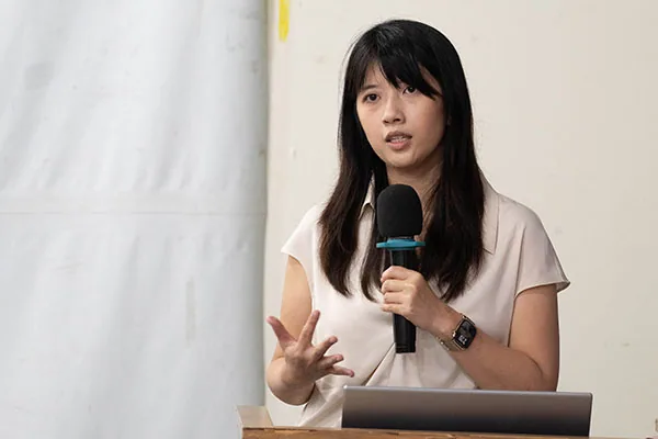 刊物發表記者會照片